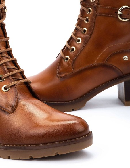 BOTIN DE TACÓN CON SUELA TRACK PARA MUJER